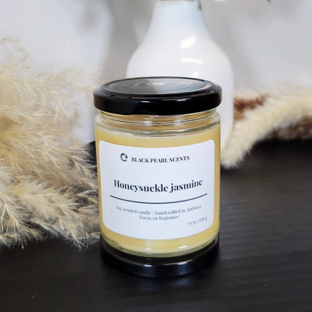 Honeysuckle Jasmine Soy Candle | Floral Spring Summer & Winter Scent