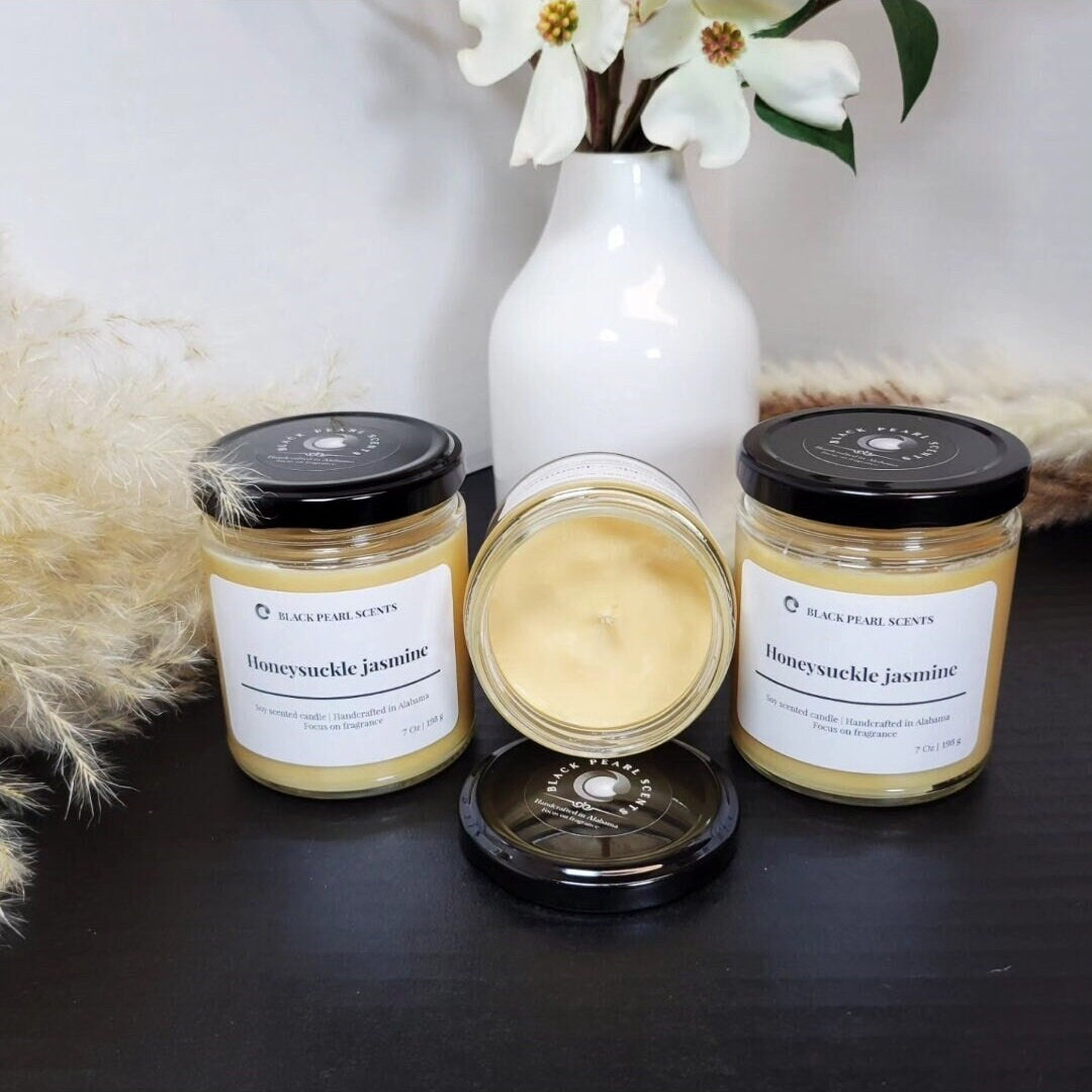 Honeysuckle Jasmine Soy Candle | Floral Spring Summer & Winter Scent